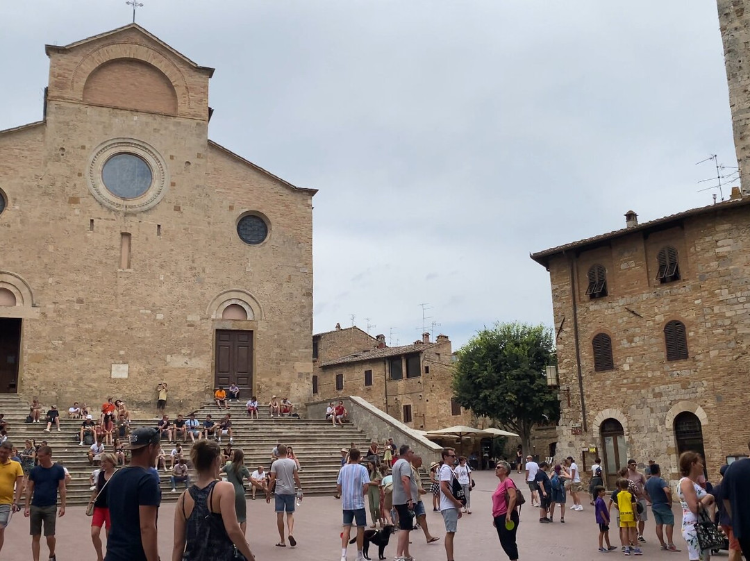 Piazza del Duomo-圣吉米尼亚诺必去景点