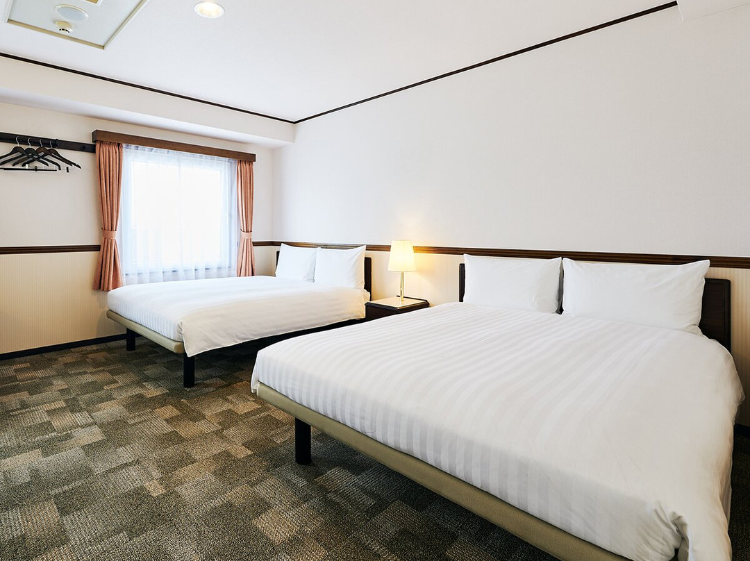 东京旅馆 - 大阪伊丹空港主图