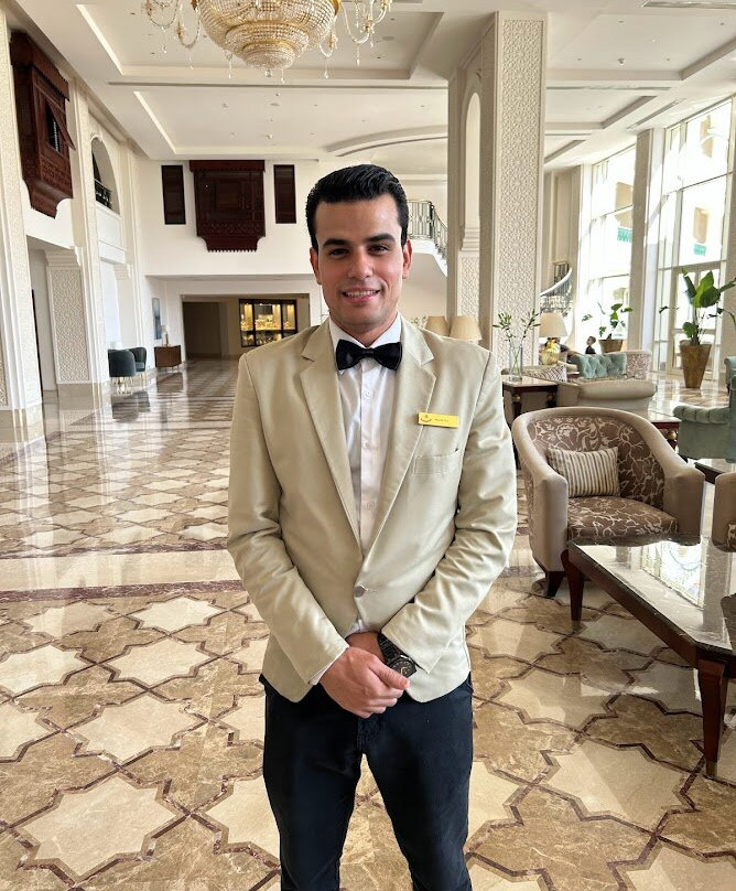 萨尔哈氏男爵宫殿度假村主图