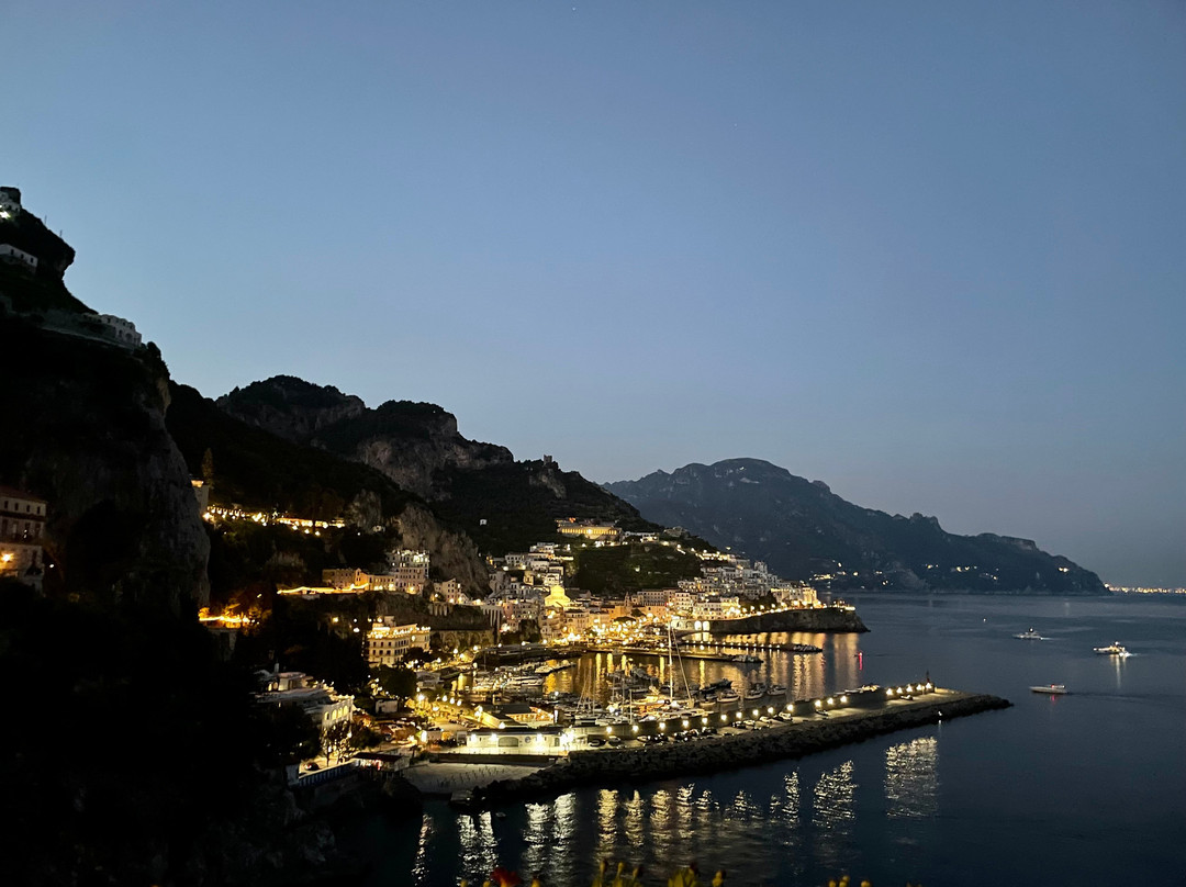 米拉玛尔菲酒店主图