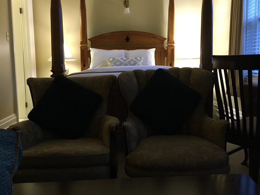 哈里伯顿酒店主图