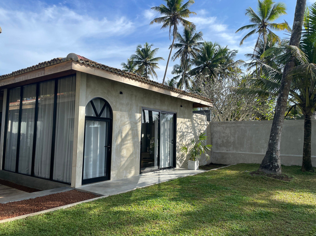 Swell Shacks