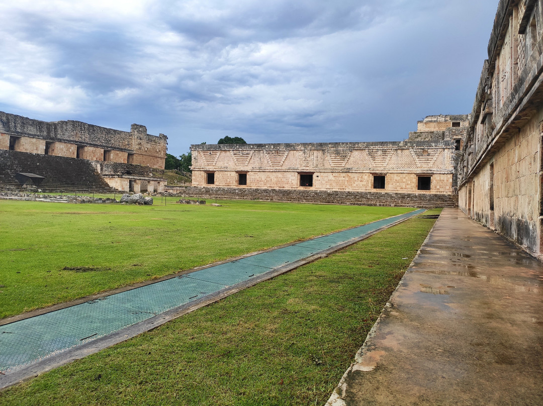 Cuadrangulo De Las Monjas (quadrangle Of The Nuns)