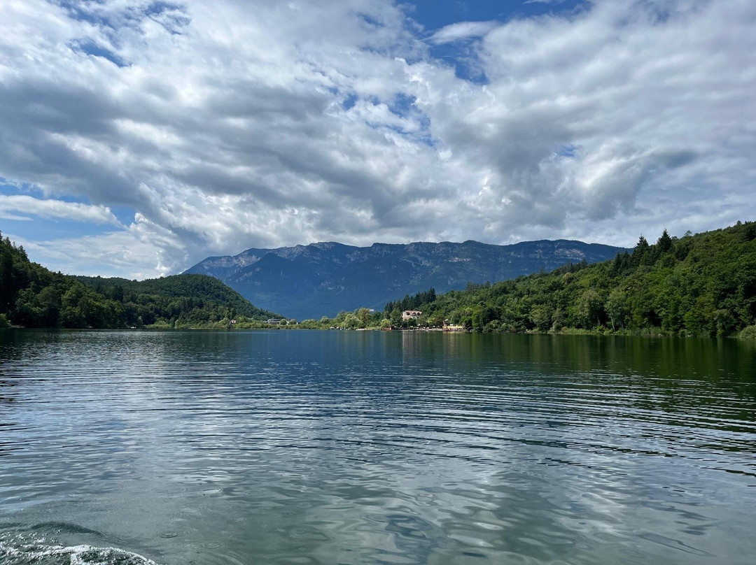 Lago Piccolo Laghi di Monticolo景点图片