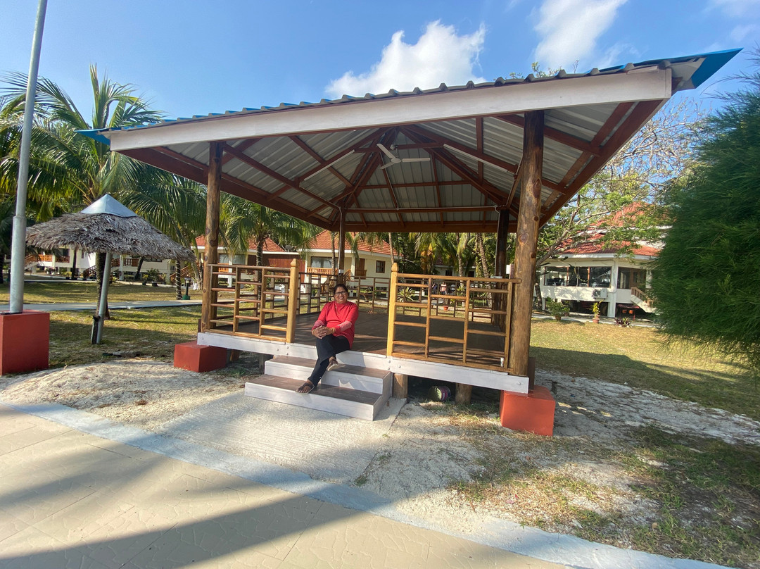 Dolphin Beach Resort