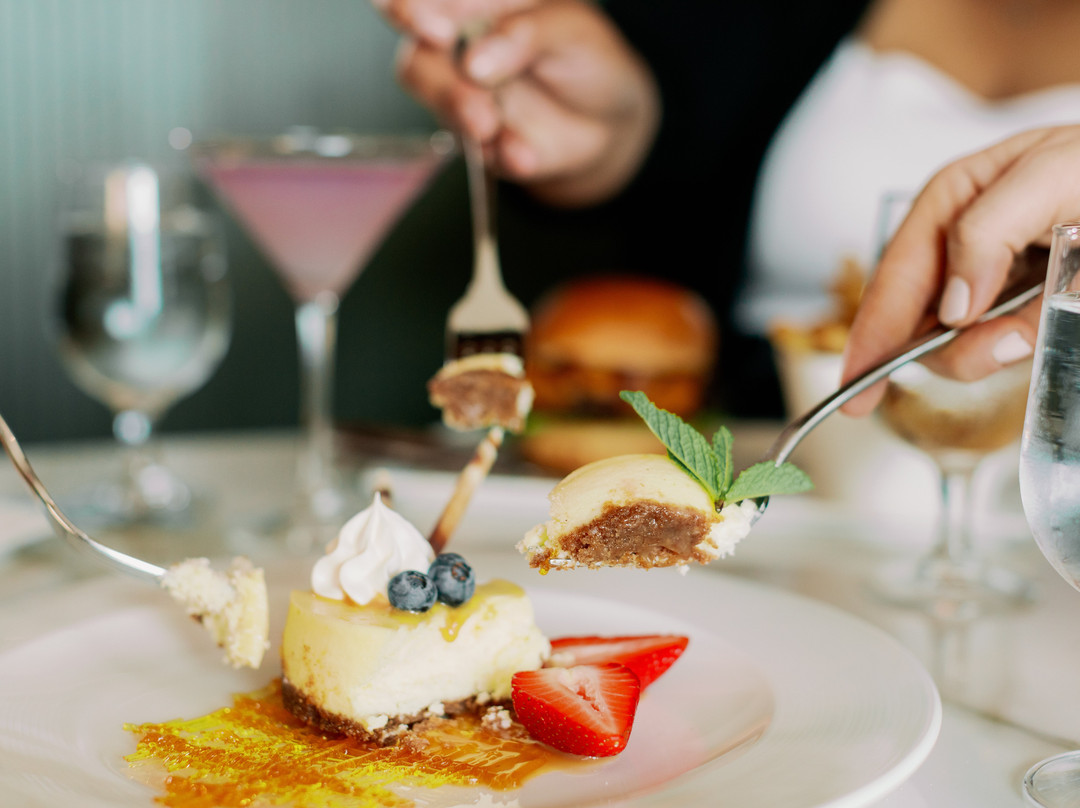 布鲁姆菲尔德餐馆和美食-Flatz Restaurant and Lounge