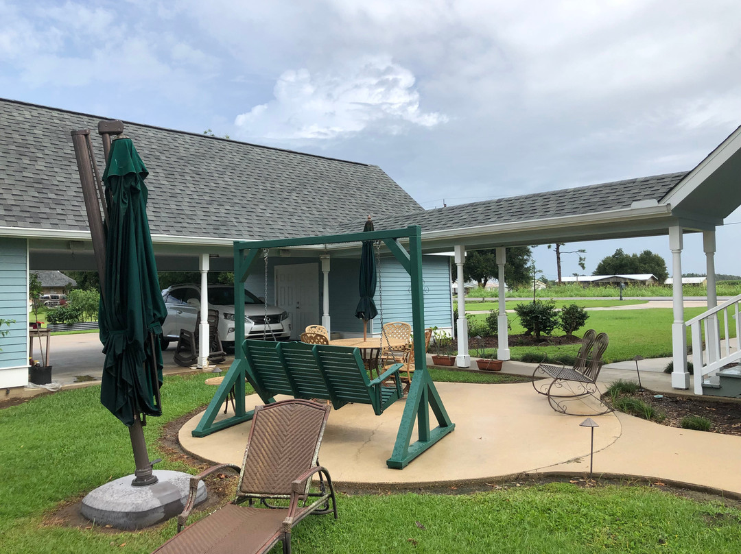 A Chateau on the Bayou Bed & Breakfast主图