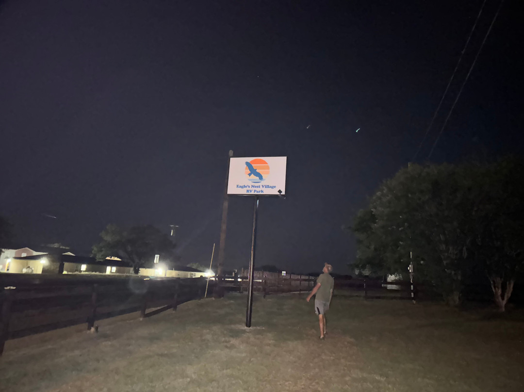 Eagle's Nest Village Rv Park