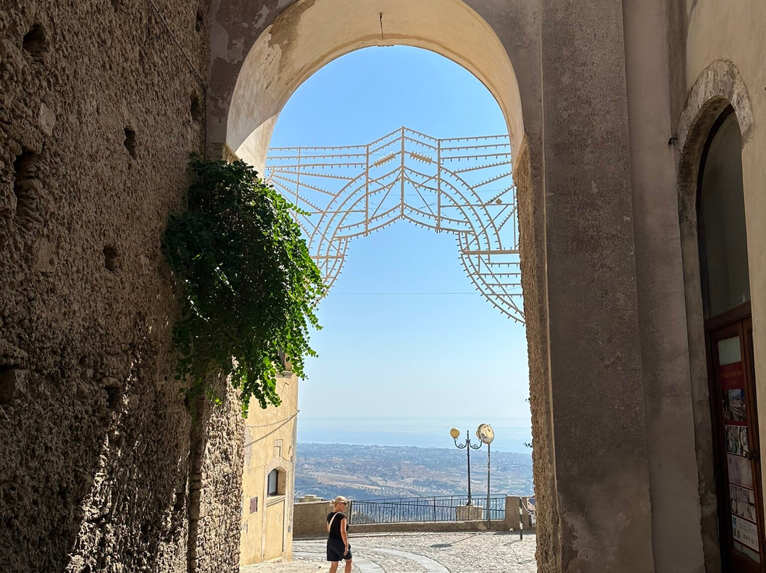 Porta del Sole-Gerace必去景点