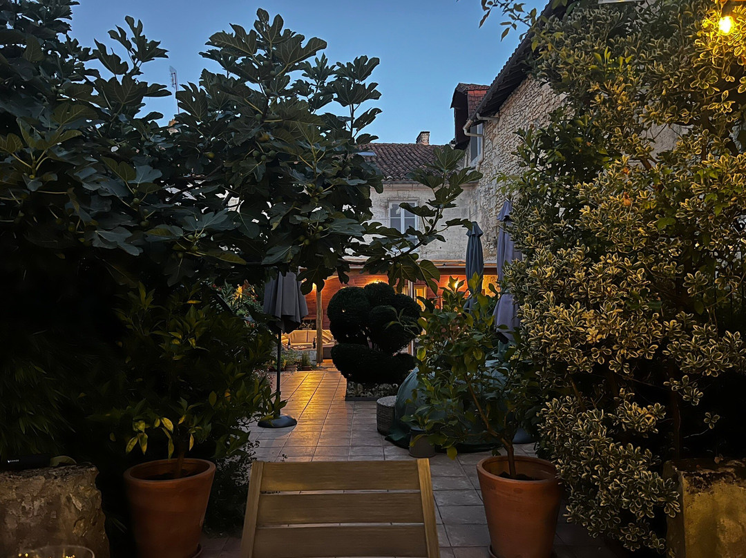 Le Patio Chambres d'Hotes主图