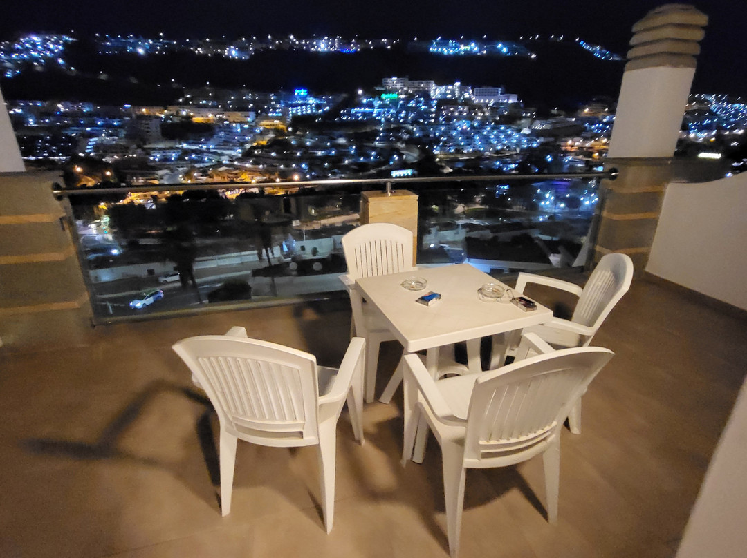 Apartamentos Cabau Cala Nova主图