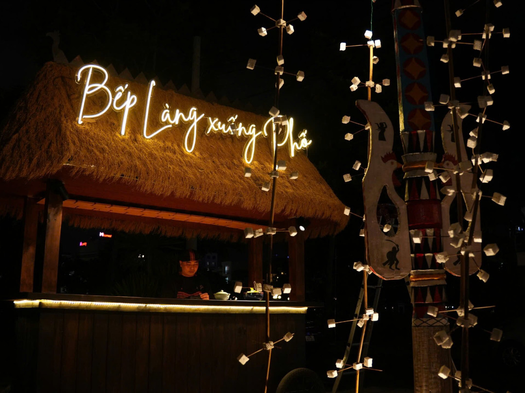 Bếp Làng Xuống Phố