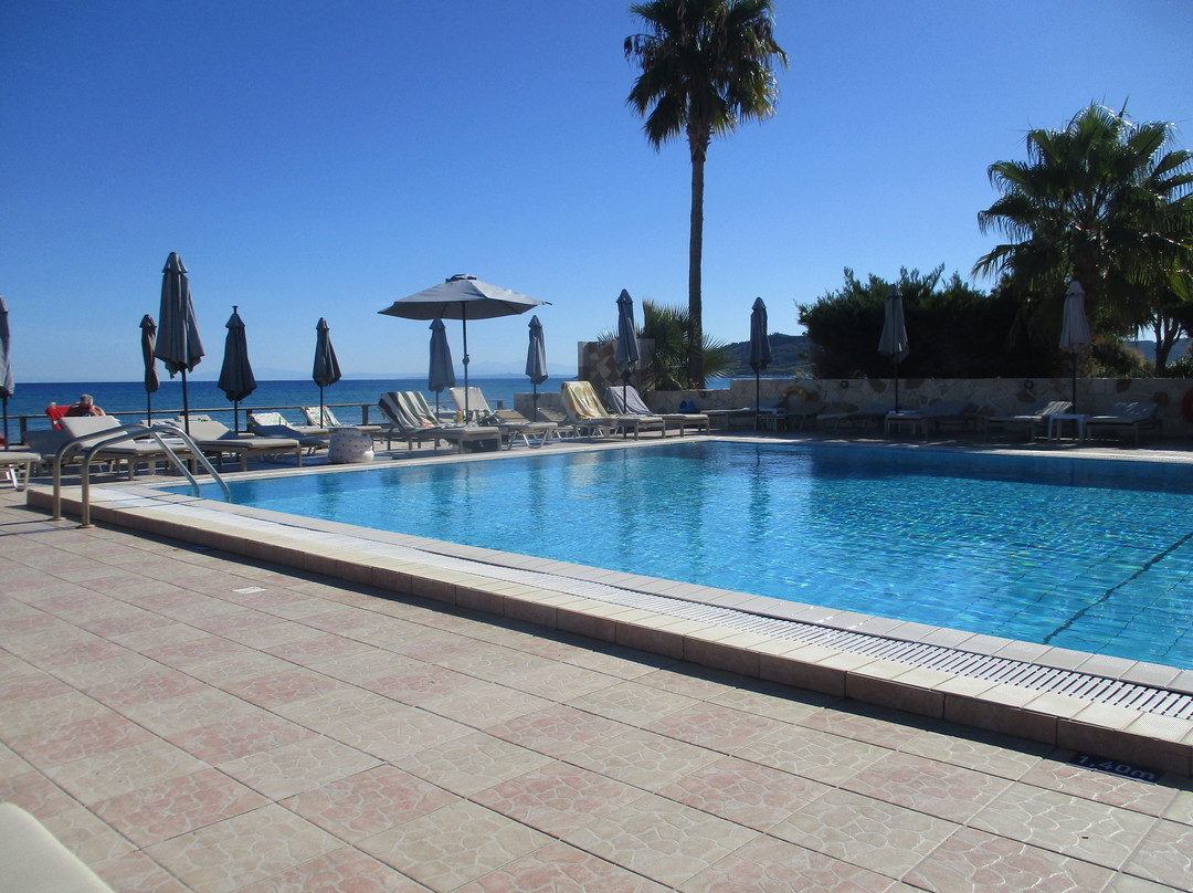 Paradise Apartments主图