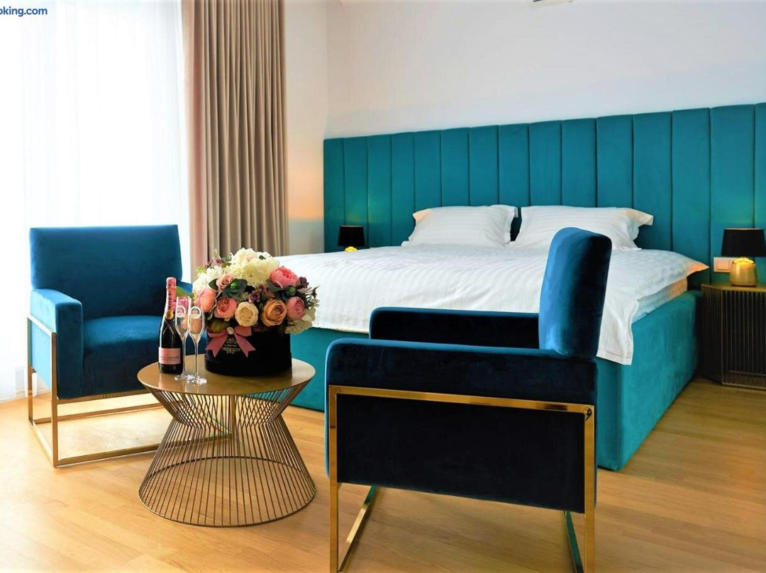 Hotel Glory