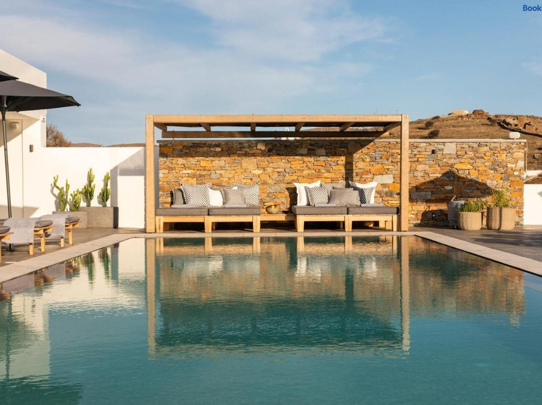Chora Kythnos Suites