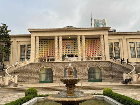 上海展览中心-上海市必去景点