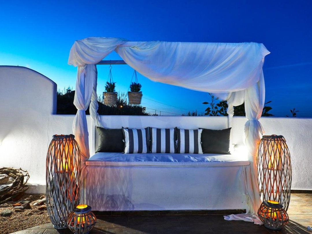 Panagia Kalou酒店住宿-Golden East