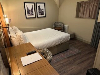 The Boathouse & Riverside Rooms主图