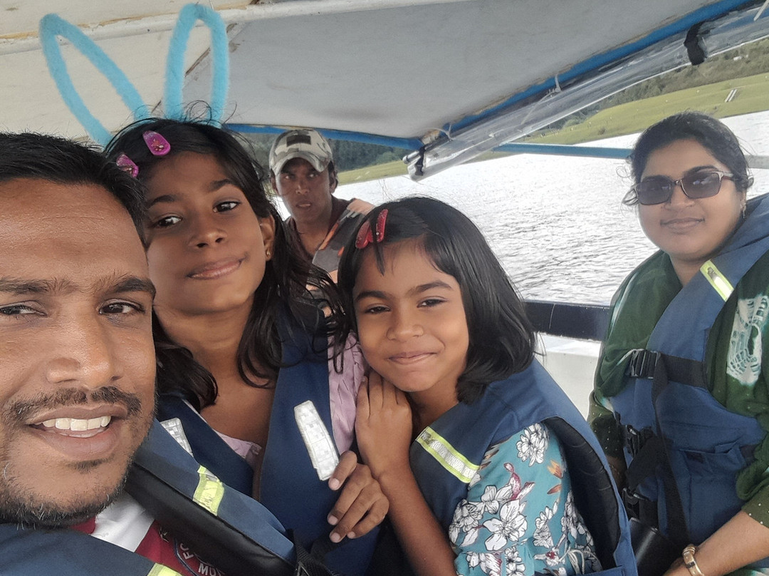 Pragi-tuk tuk & Taxi tours Nanuoya-奴娃拉伊利雅必去景点