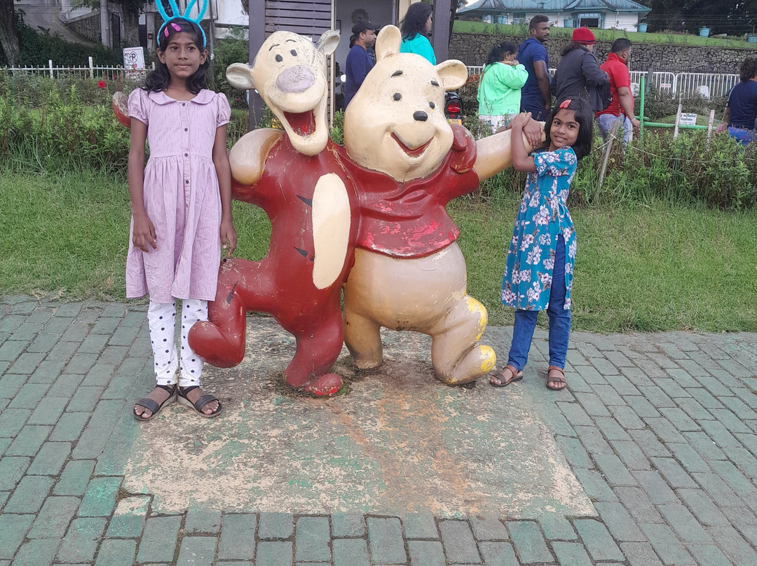 Pragi-tuk tuk & Taxi tours Nanuoya-奴娃拉伊利雅必去景点