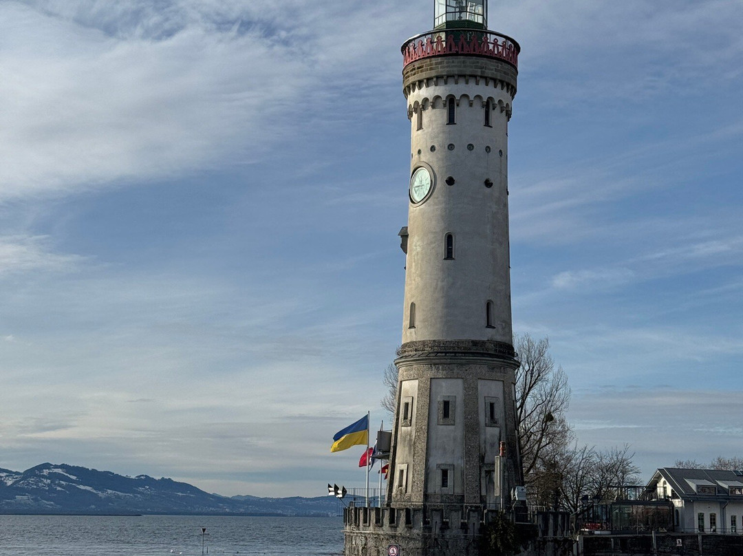 Lighthouse and Bavarian Lion Sculpture-林道必去景点