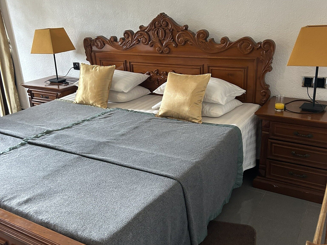 舒适乡村酒店主图