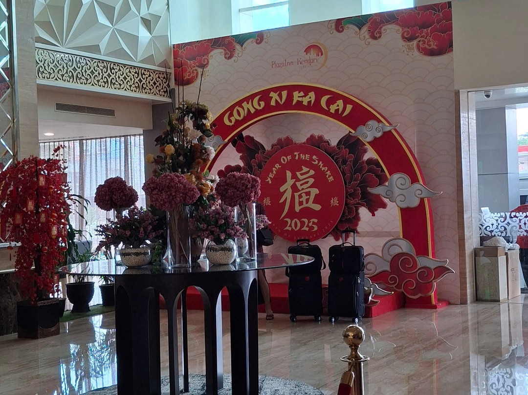 肯达里广场旅店主图