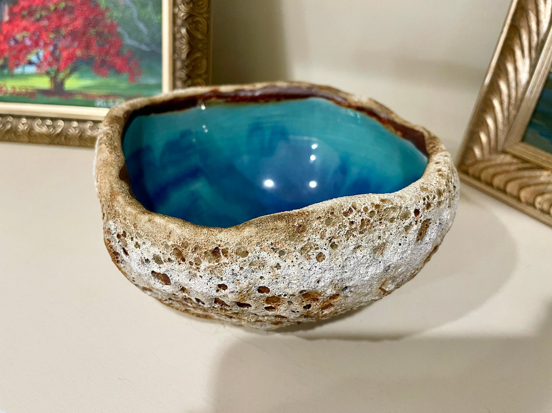 Jon Faulkner Pottery-Sandys Parish必去景点