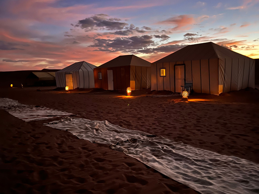 Sahara Light-扎古拉必去景点