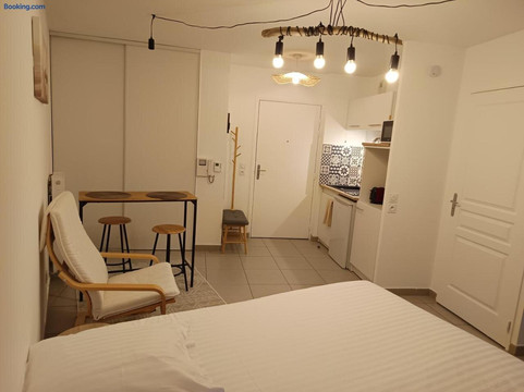 里昂东维拉维住宿加早餐旅馆