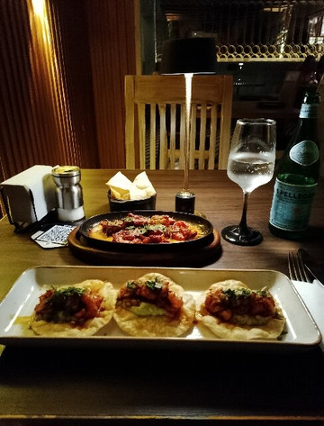 Mexcal Cantina Y Grill