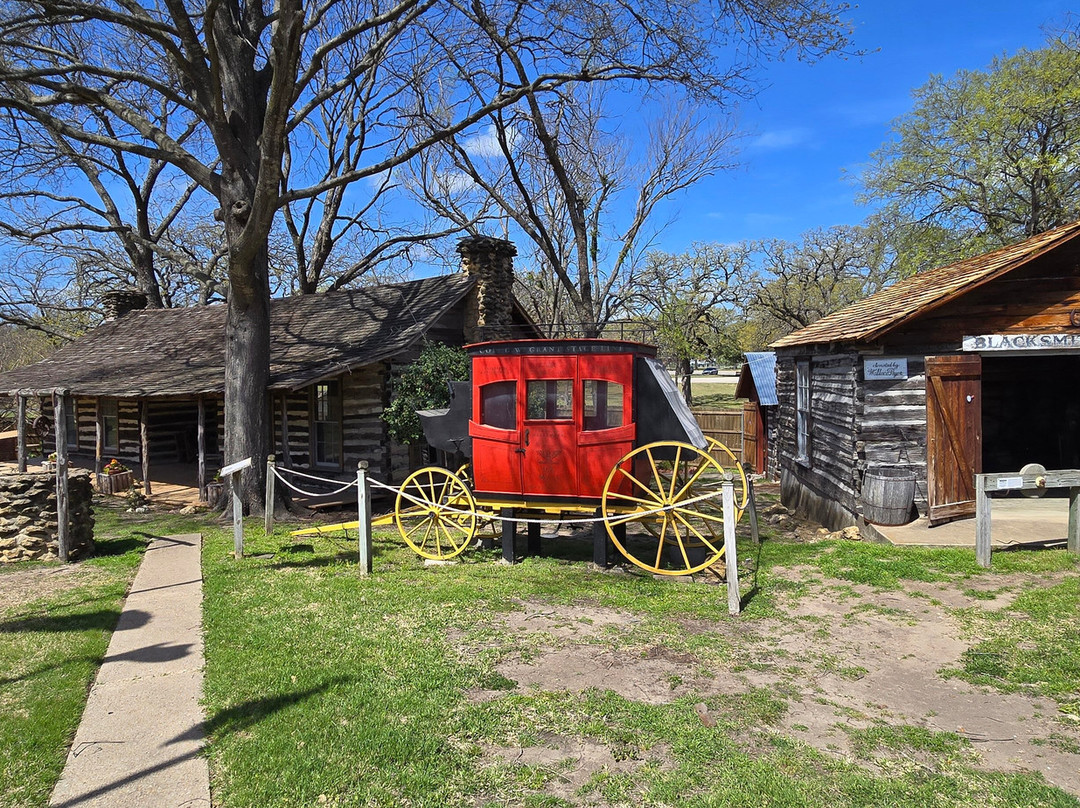 Pioneer Village & Lefty Frizzell Museum-Corsicana必去景点