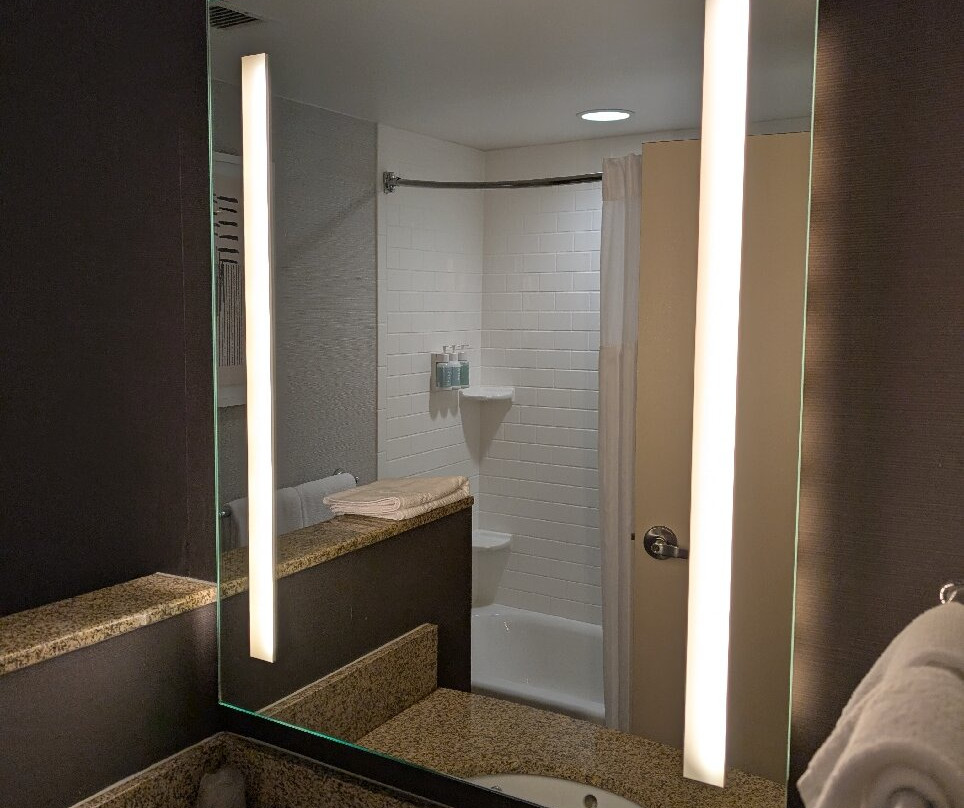 Courtyard by Marriott Keene Downtown主图