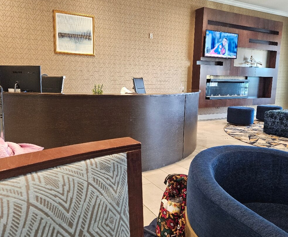 Best Western Plus St. Louis Airport Hotel主图