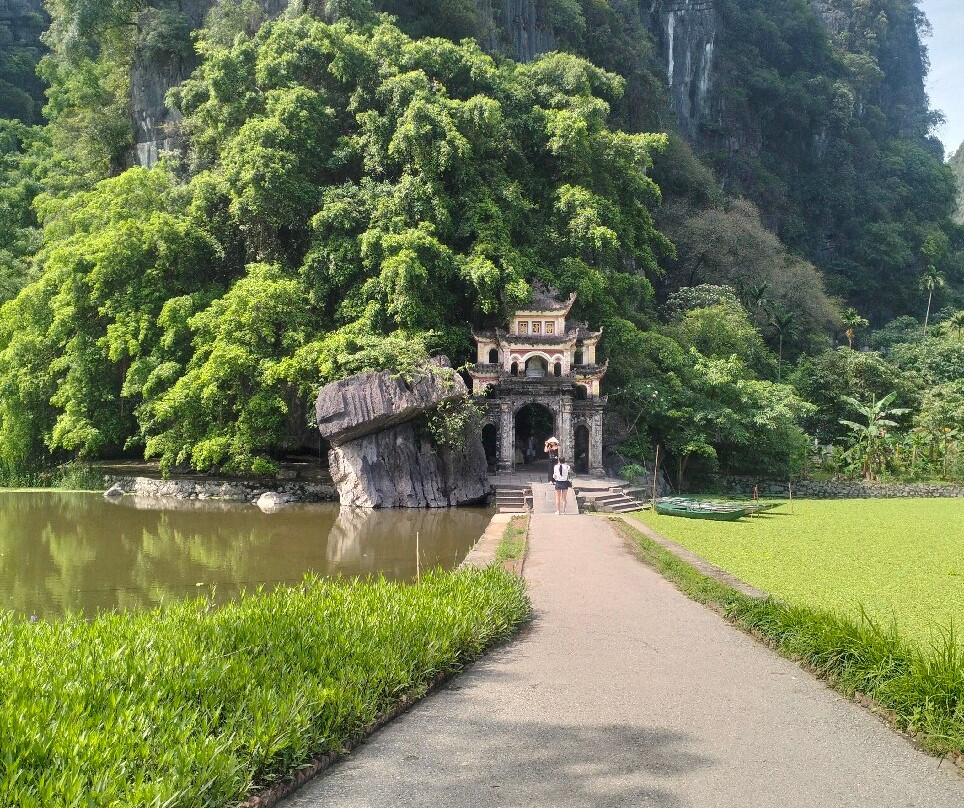 Bich Dong Pagoda景点图片