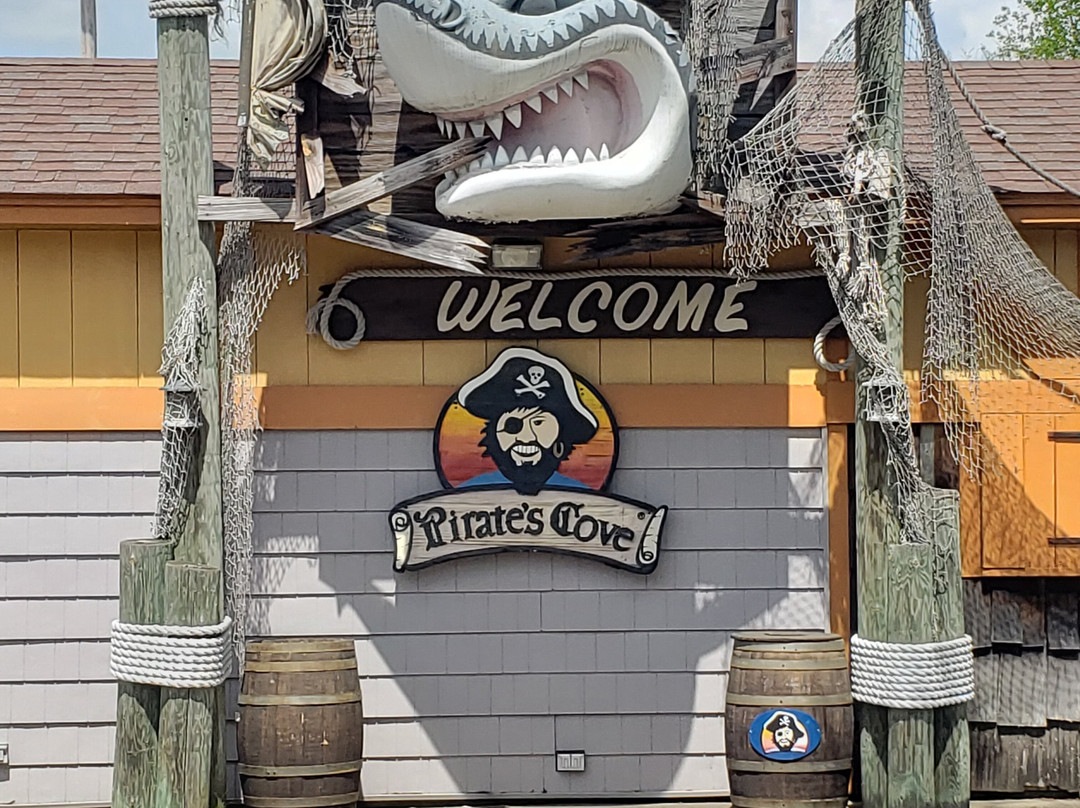 Pirate's Cove Adventure Golf - Winnisquam景点图片
