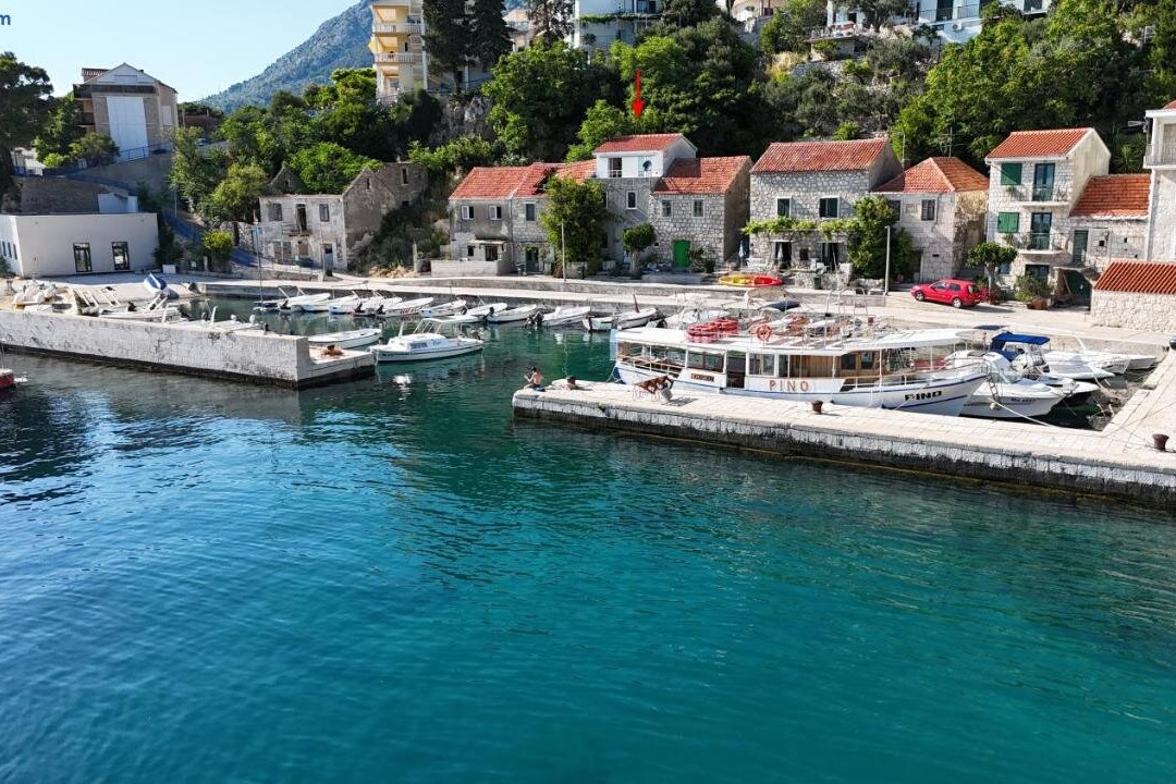 Apartmani Živogošće 1
