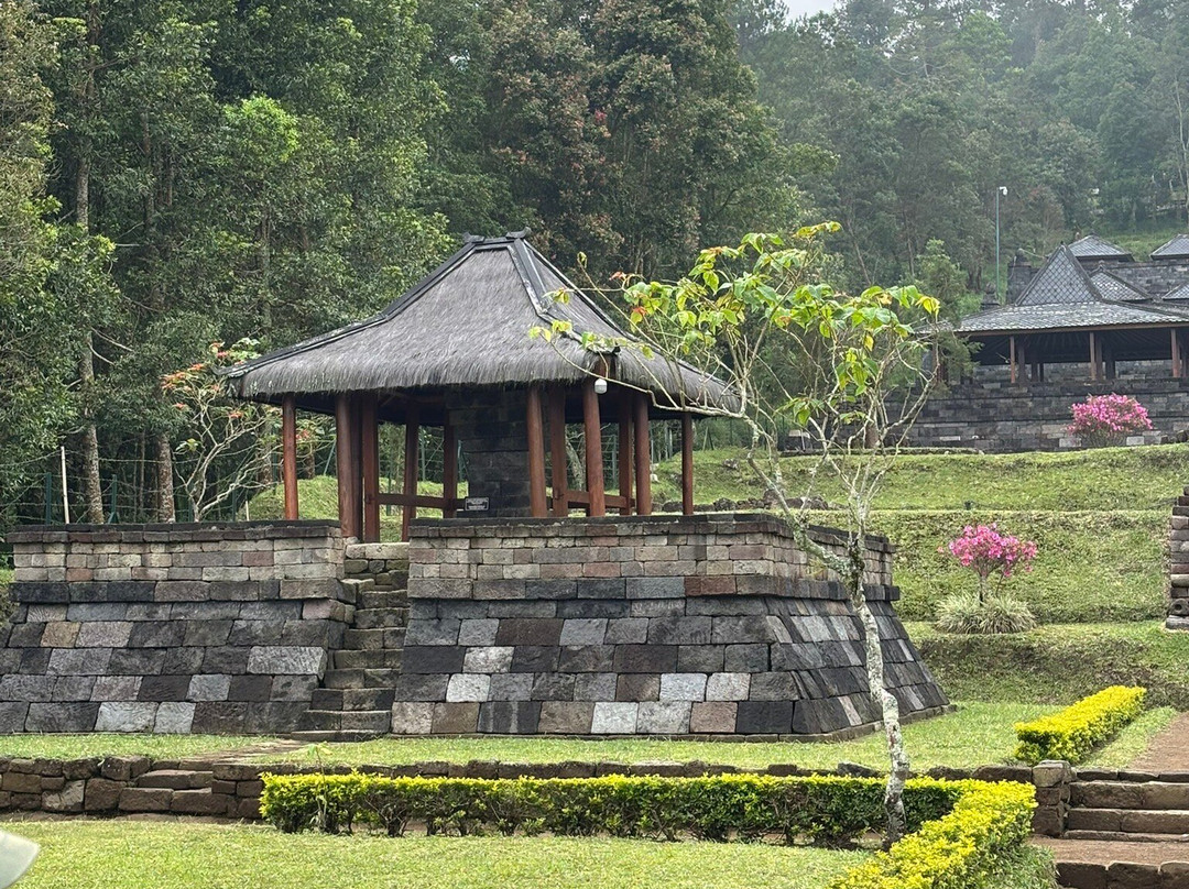 Cetho Temple景点图片