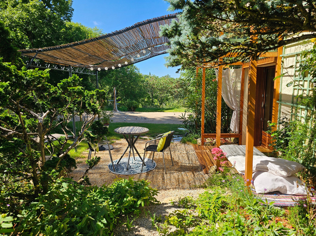 Chambres d’Hotes Maison Les Fraysses B&B主图