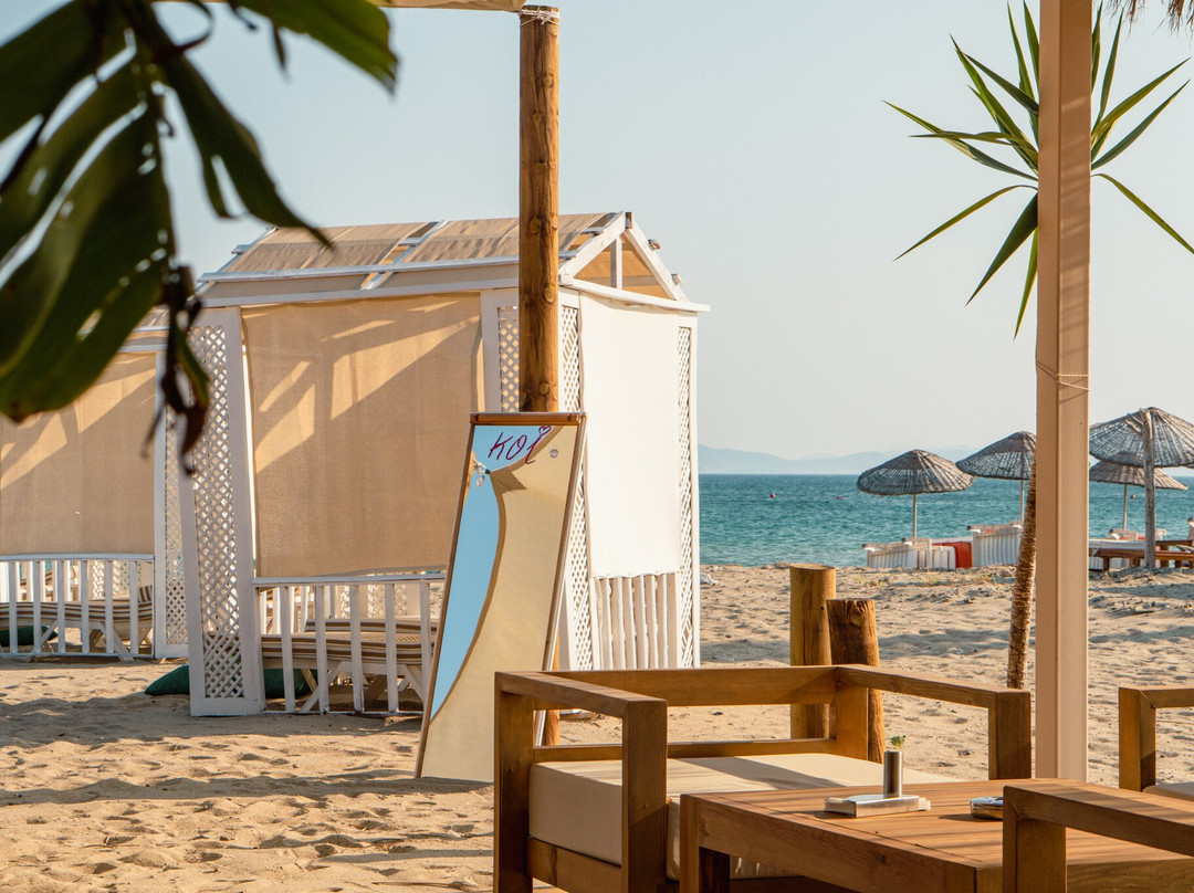 Koi Hotel & Beach
