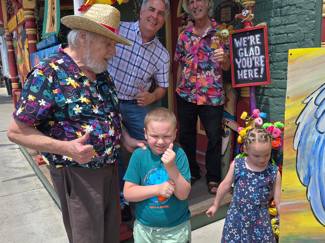 Wonderment Puppet Theater-马丁斯堡必去景点