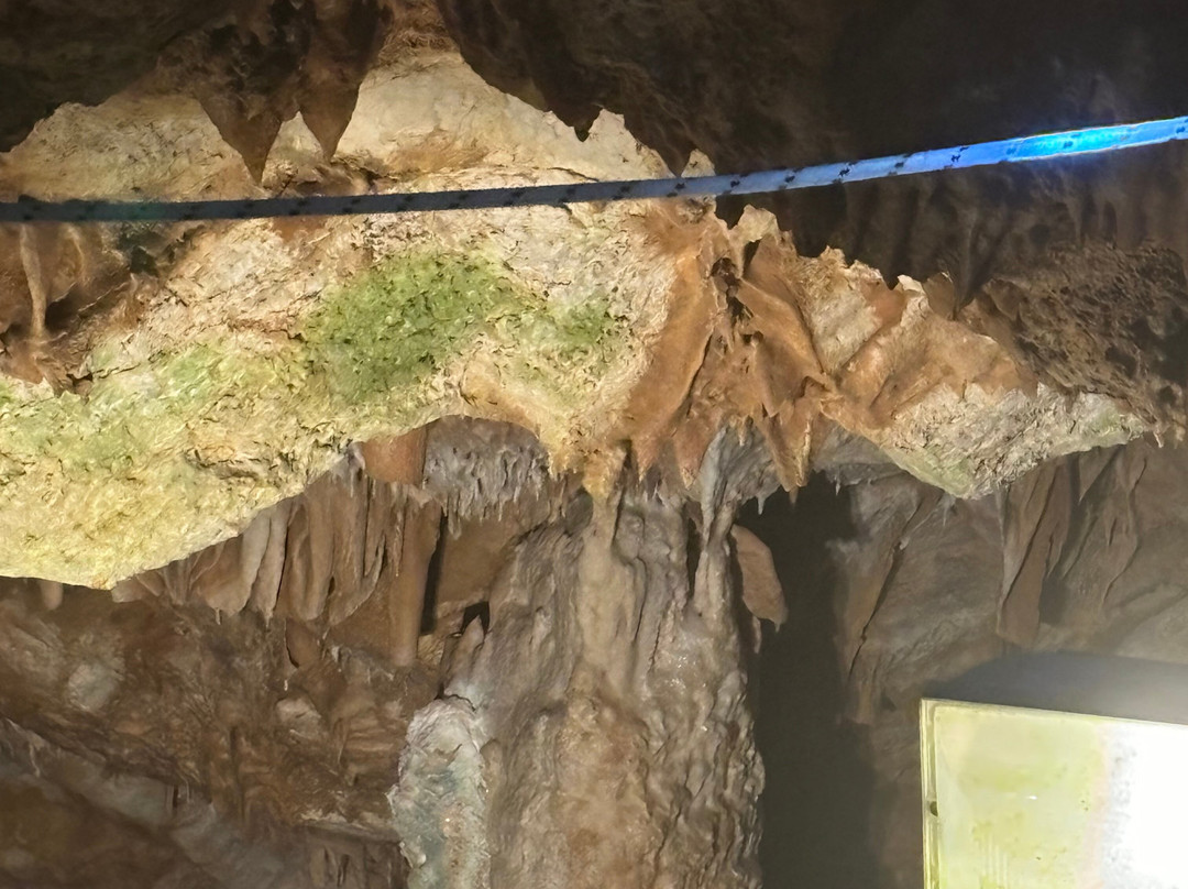 Sfentoni Cave-Zoniana必去景点