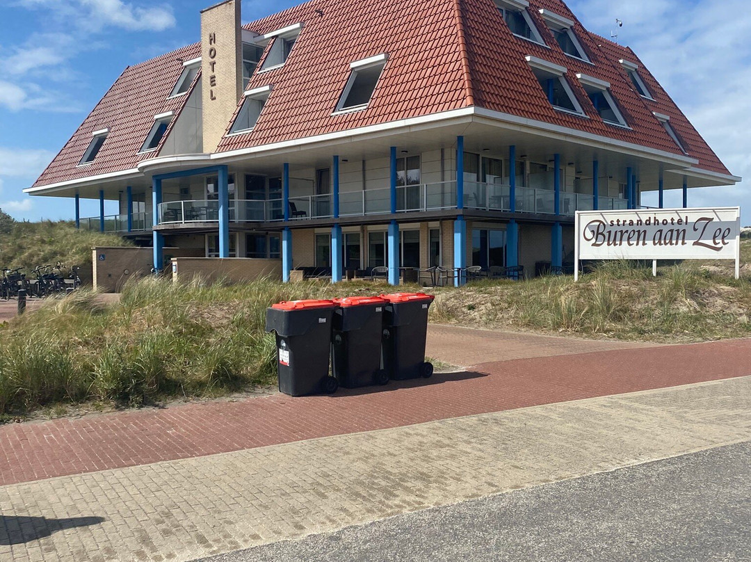Strandhotel Buren Aan Zee主图