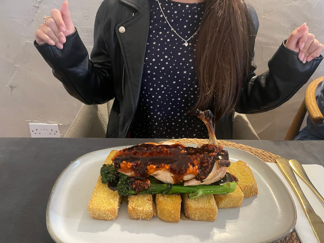 The Grounds @ Snow Cottage