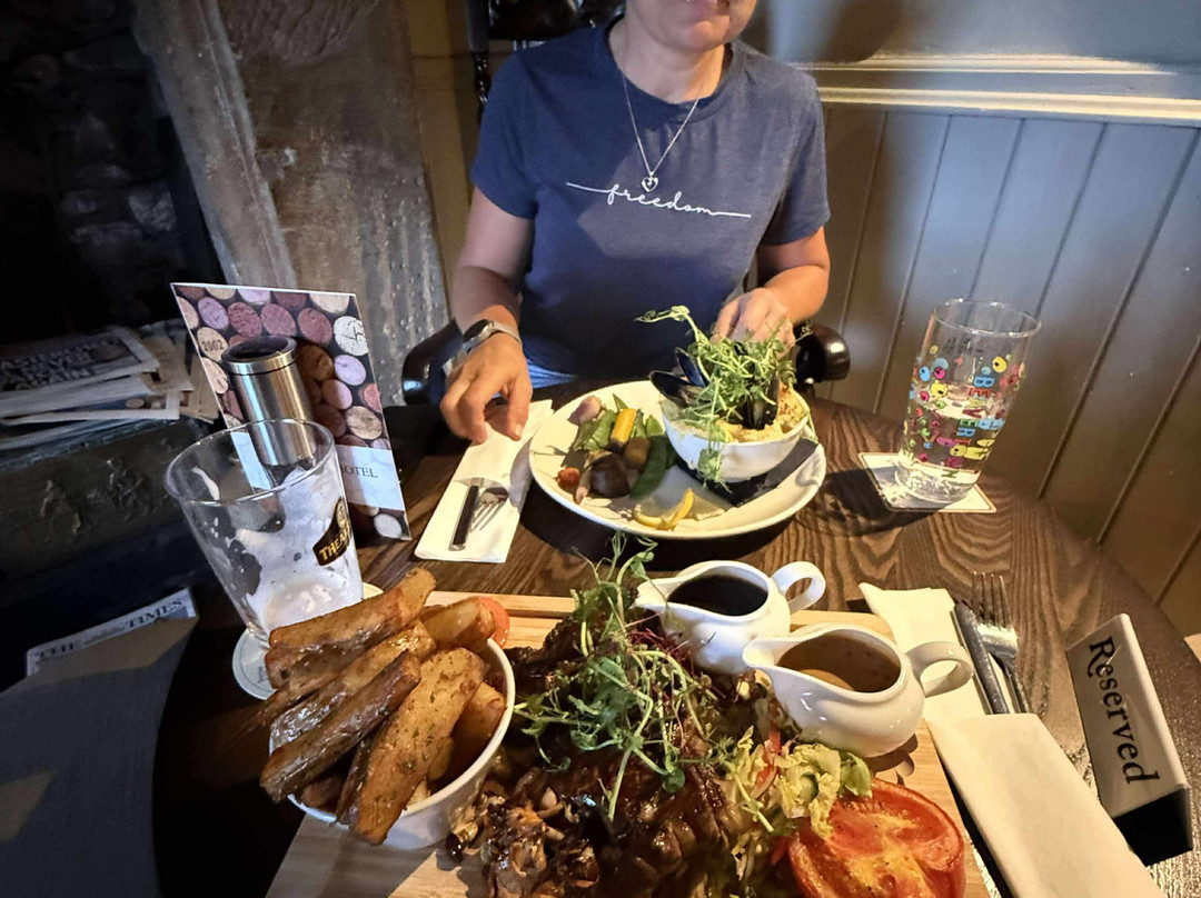 Kings Arms Hotel主图