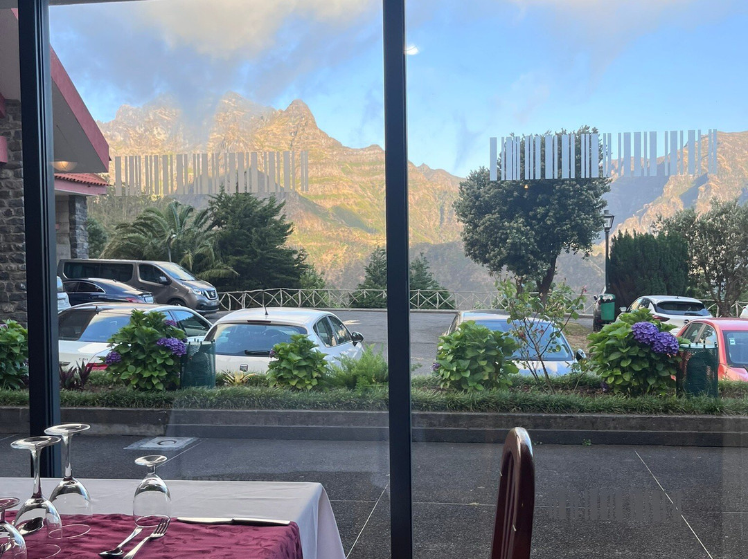 Valley View Hotel Encumeada主图