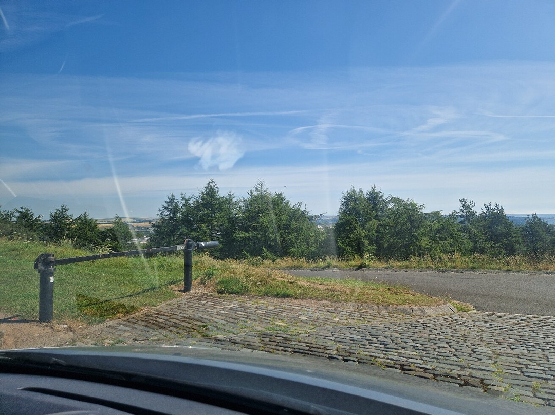 The Dundee Law-敦提必去景点