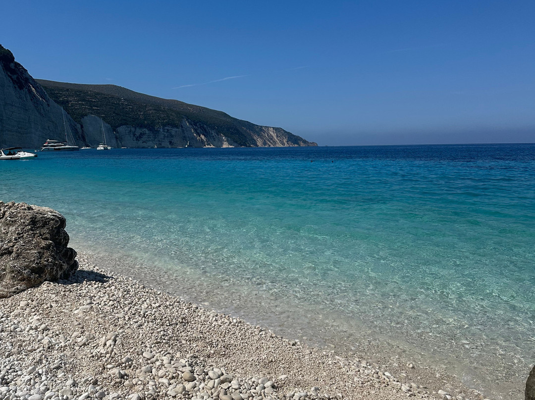 Fteri Beach-Zola必去景点