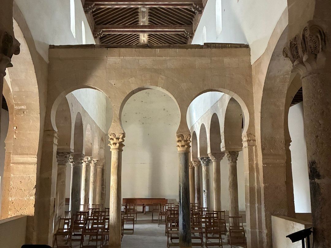Monastery San Miguel de Escalada-Gradefes必去景点