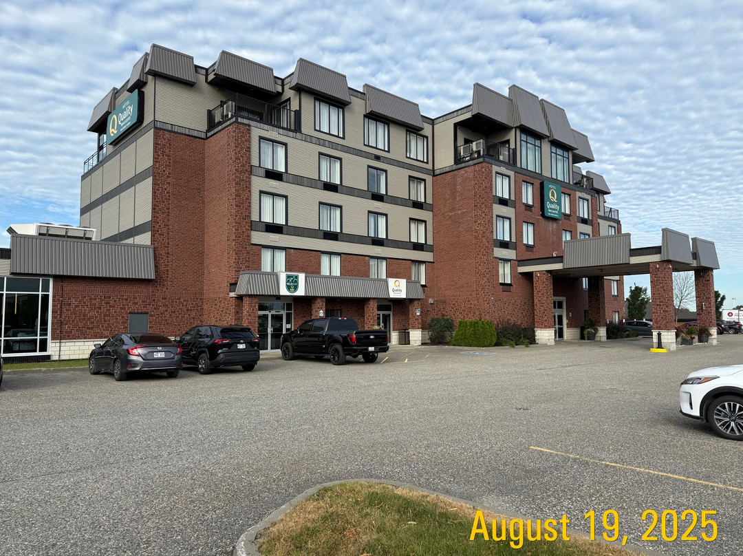 Quality Inn & Suites主图